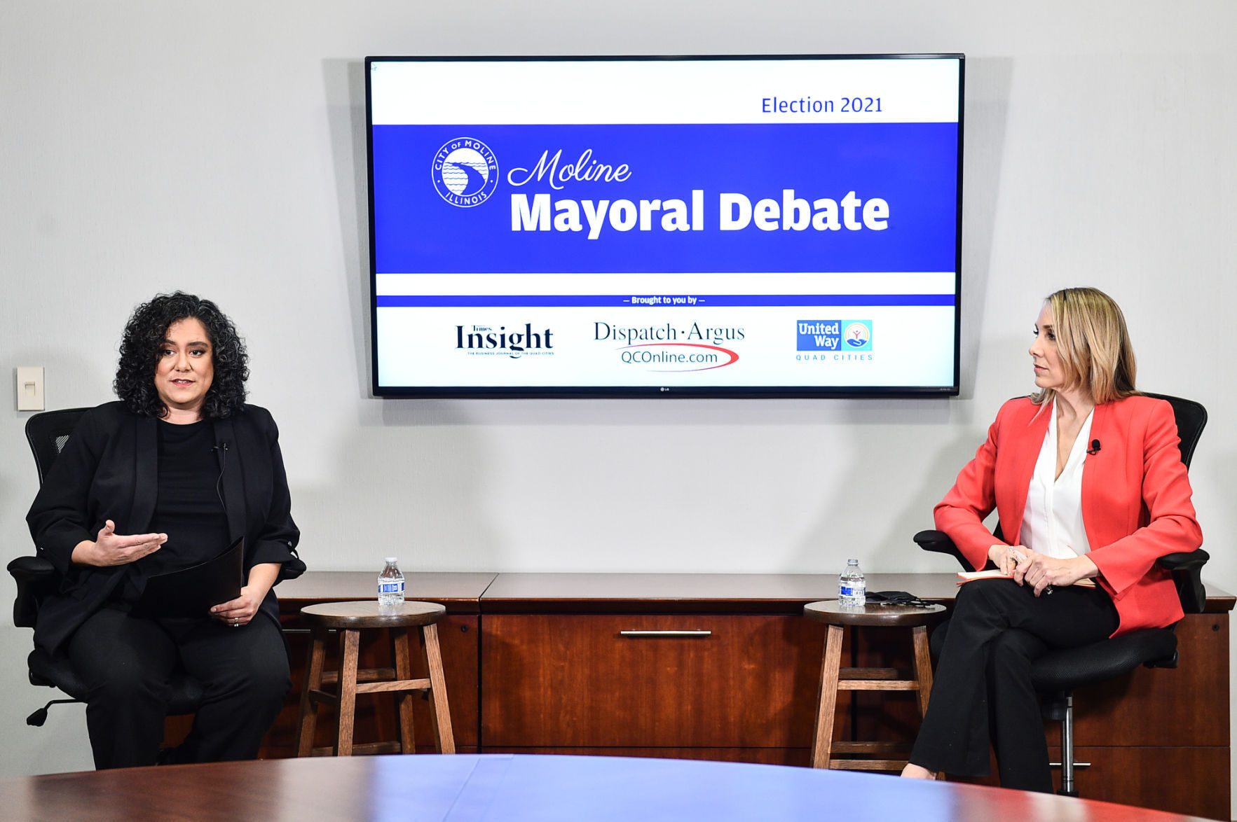 030521-qc-nws-molinedebate-006